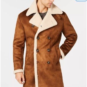 Like new Guess coat I wore it twice and it been in the closet since